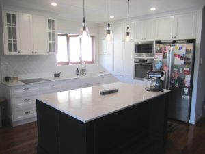 Graceville Shaker Style Kitchen with 2 Tone Dulux Oolong