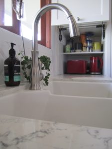Farmers Sink with Traditional Shaker Style Kitchen
