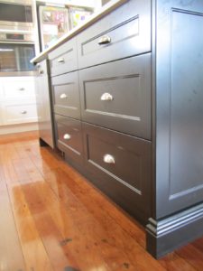 Island with Colonial Skirting