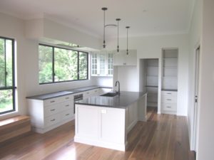 2 Pac Shaker Doors with Caesarstone Raven Benchtops